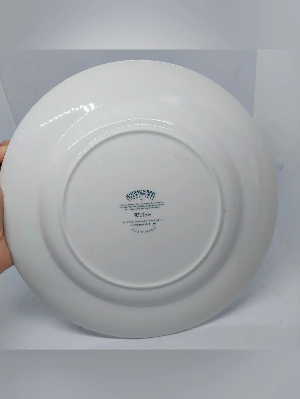 Johnson Bros 1940 Blue Willow Dinner Plates 10.25